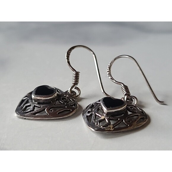 925 Sterling Silver Filigree Black Enamel Heart Shaped Dangling Pierced Earrings - Picture 4 of 11